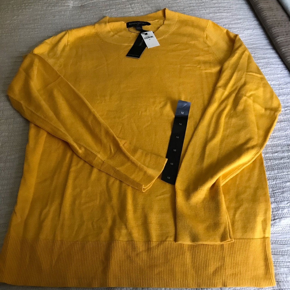 Banana Republic Washable Forever Crew Neck Yellow Cotton-Blend Sweater